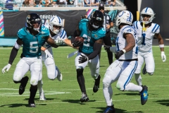 1015-COLTS-JAGAURS-83